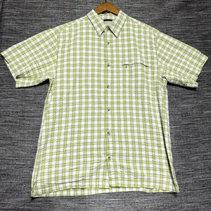 Columbia Button Up Shirt Men's L Green Plaid Short Sleeve Nylon Fishing Vented